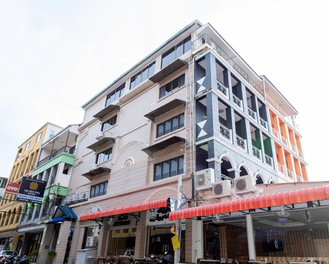 Merry Inn Suites Pattaya Esterno foto
