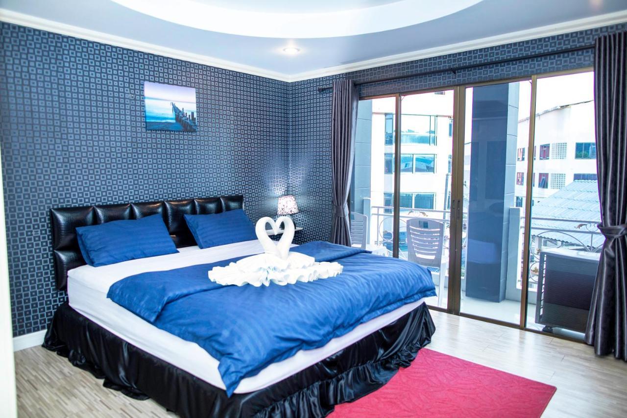 Merry Inn Suites Pattaya Esterno foto
